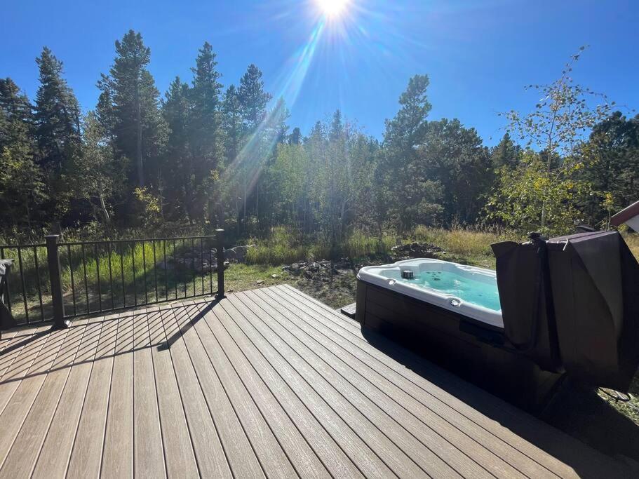 Little Gem Lodge Unique Mtn A-Frame W Hot Tub ブラックホーク エクステリア 写真